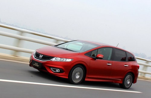 一部好車(chē)，一段精彩人生！