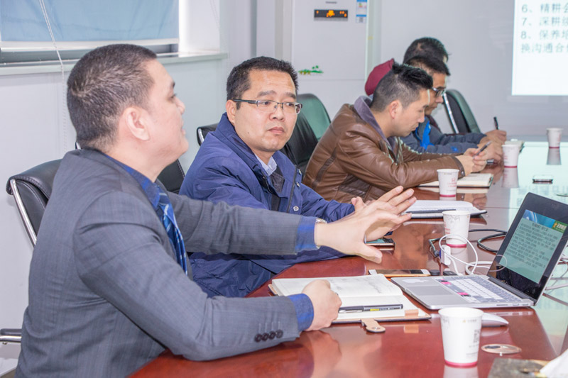 天嬌集團2017年售后服務(wù)工作啟動(dòng)會(huì )召開(kāi) 天嬌集團2017年售后服務(wù)工作啟動(dòng)會(huì )召開(kāi)