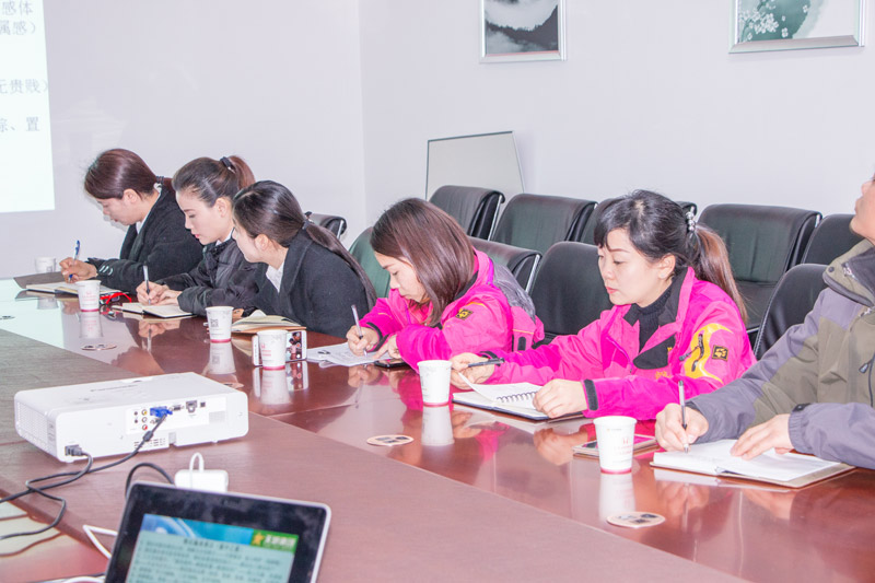 天嬌集團2017年售后服務(wù)工作啟動(dòng)會(huì )召開(kāi) 天嬌集團2017年售后服務(wù)工作啟動(dòng)會(huì )召開(kāi)