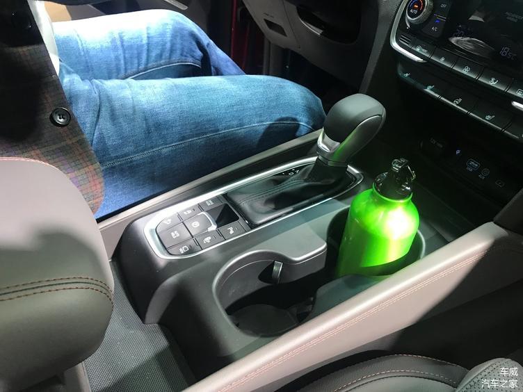 日內瓦車(chē)展：實(shí)拍現代全新格越，追求實(shí)用性的SUV