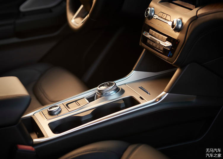 全新一代福特探險者官圖發(fā)布！依舊是大家的硬派之選！