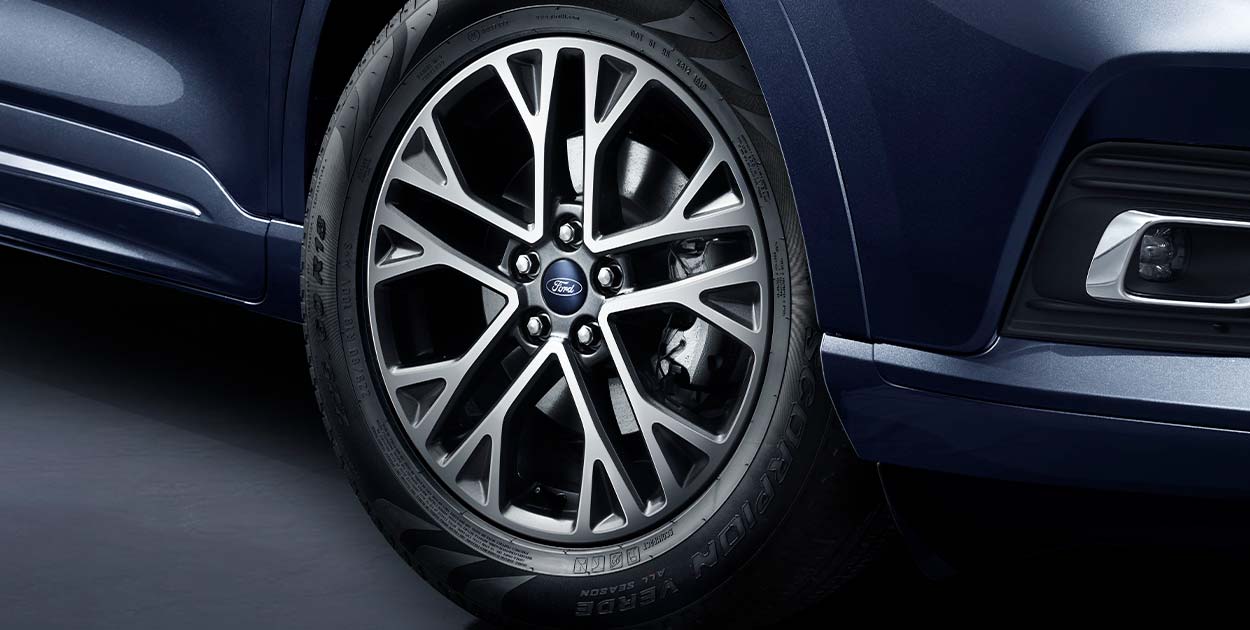 邵陽(yáng)長(cháng)安福特銳際ESCAPE - 四驅先鋒SUV，勁勢登場(chǎng)