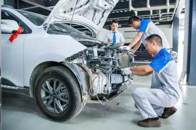 驚天秘聞: 開(kāi)車(chē)去4S店做保養要花多少錢(qián)？