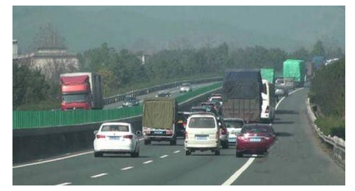 過(guò)年跑高速前必須做好的這些準備！