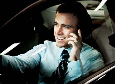 國慶自駕游 新手開(kāi)車(chē)注意事項請收好