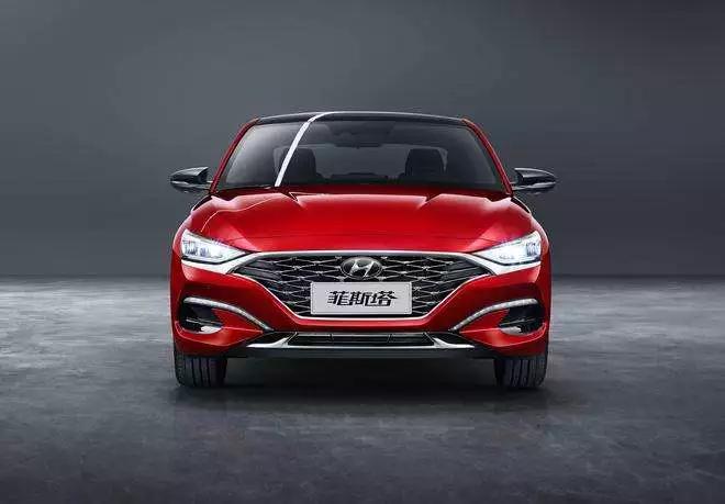 【汽車(chē)保養】油表亮了,附近沒(méi)有加油站?