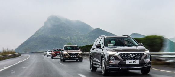 70%的車(chē)主不知道怎樣正確給汽車(chē)水箱加水，快看是不是你！